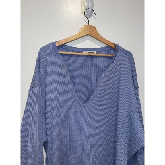 Free People Coraline Blue Waffle Knit V-Neck Oversized Pullover Sweater Medium - Picture 3 of 9